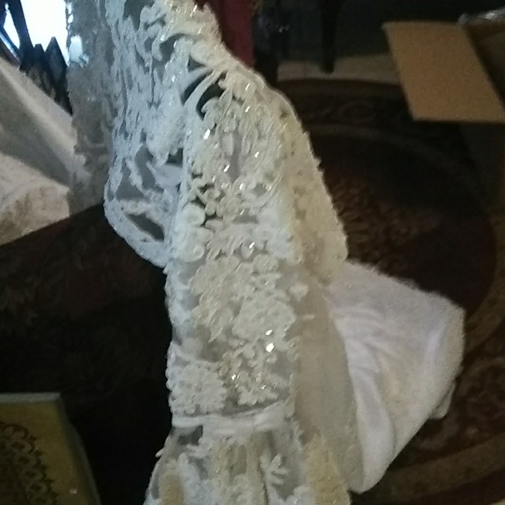 White 2 PC Gown
